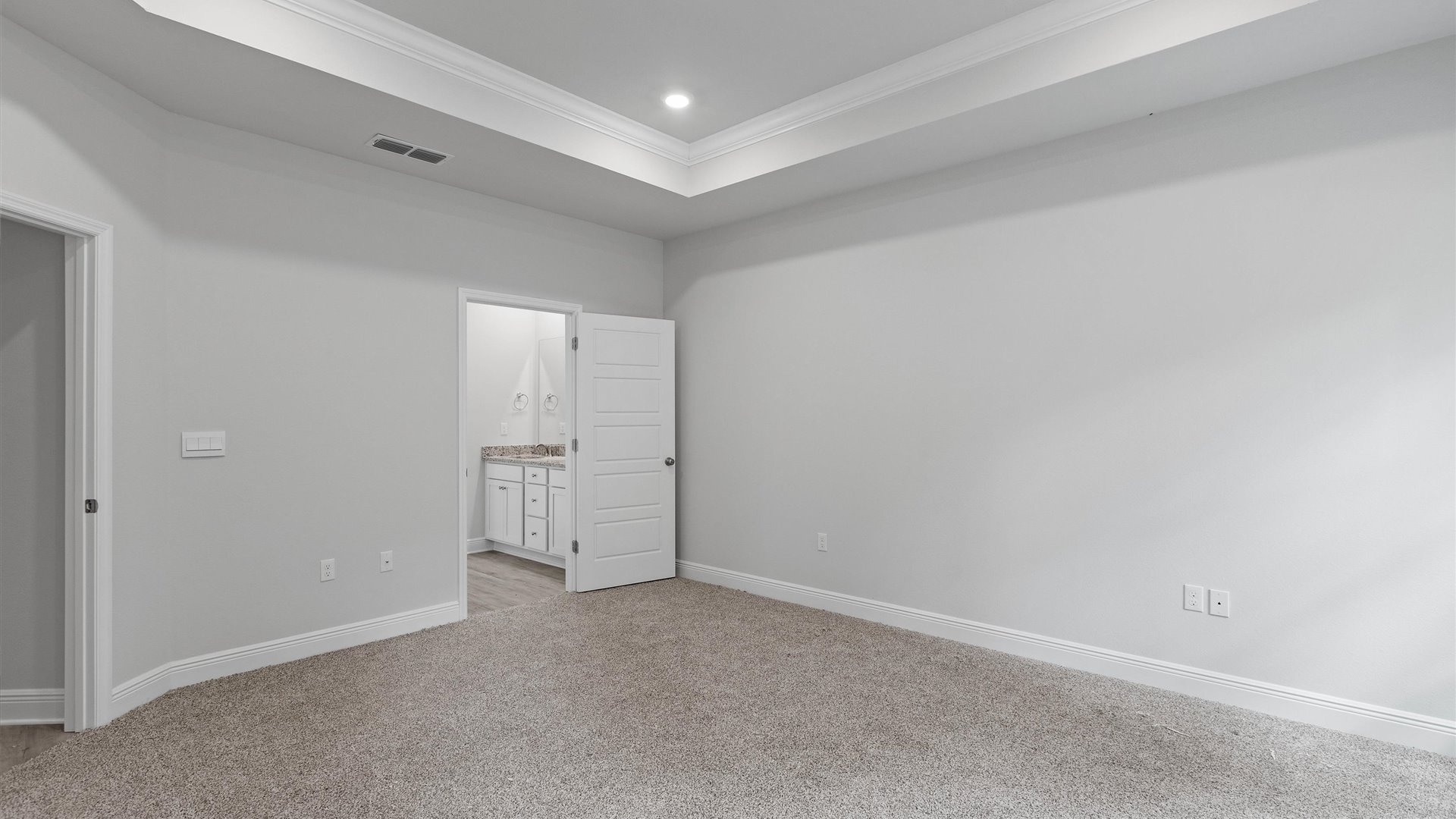 The Destin is a beautiful 4 bed, 3 bath home with a spacious covered patio and a 3-car garage