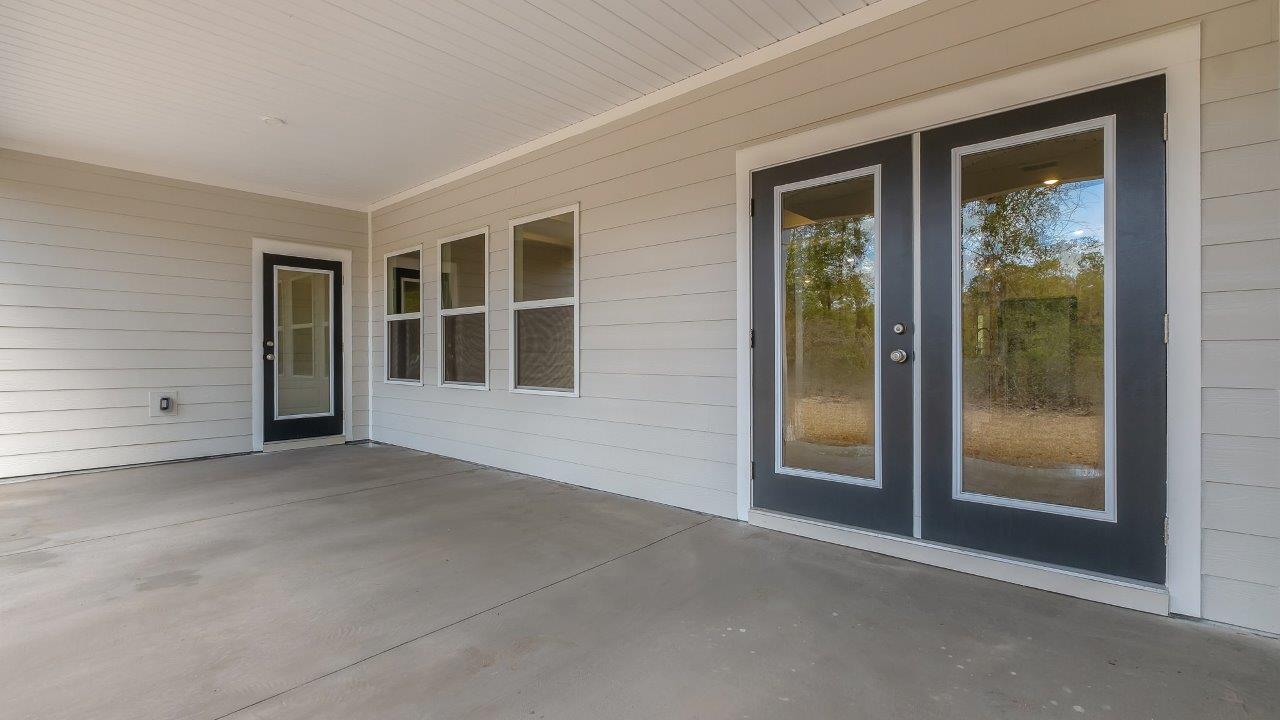 The McKenzie offers ample space and functionality with five bedrooms, three bathrooms and separate study.