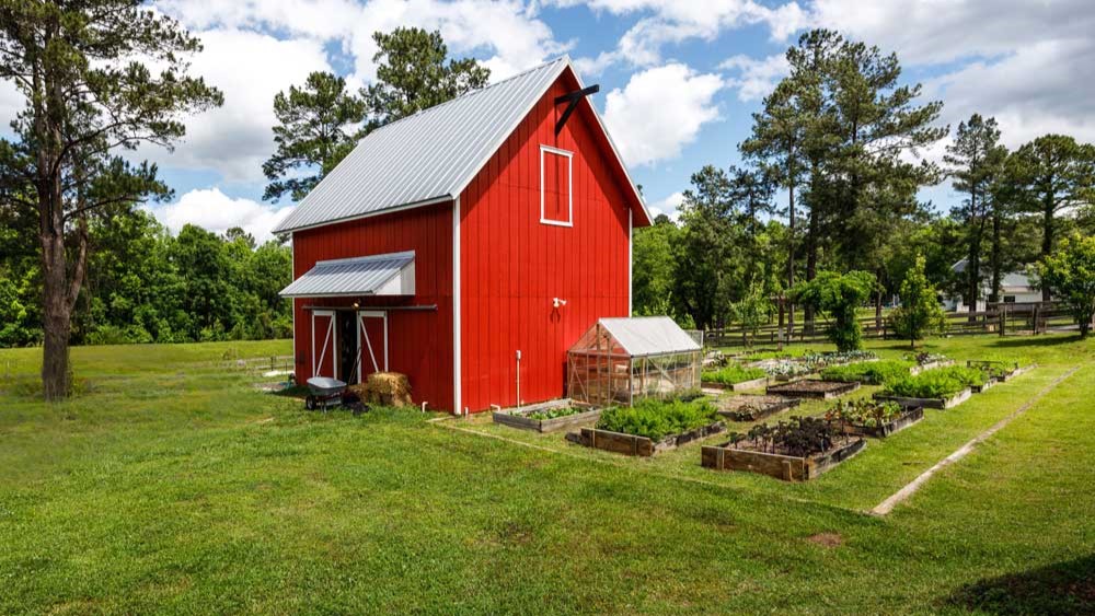 Pine Dove Farm Barn