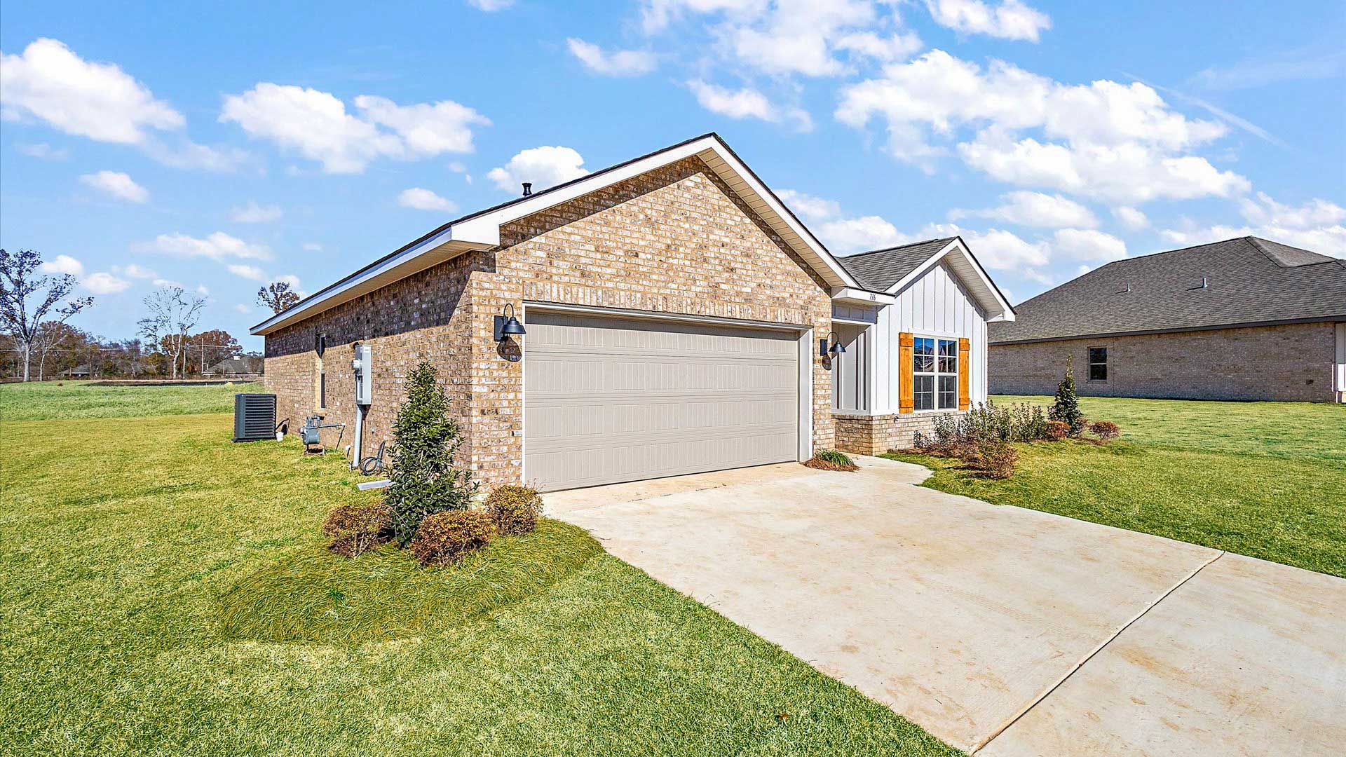 Freeport single-story home in Woodgate community in Canton, MS.