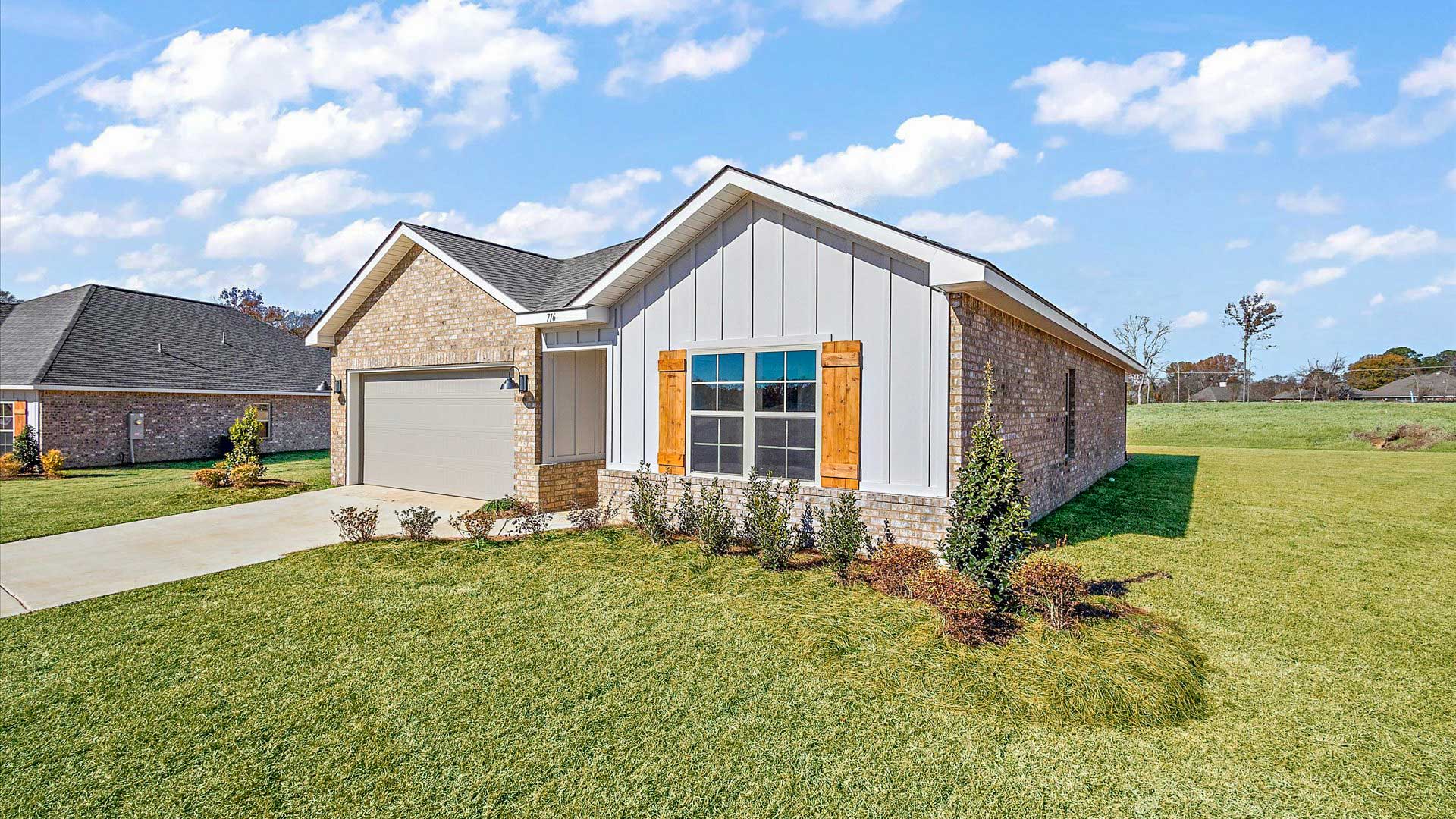 Freeport single-story home in Woodgate community in Canton, MS.