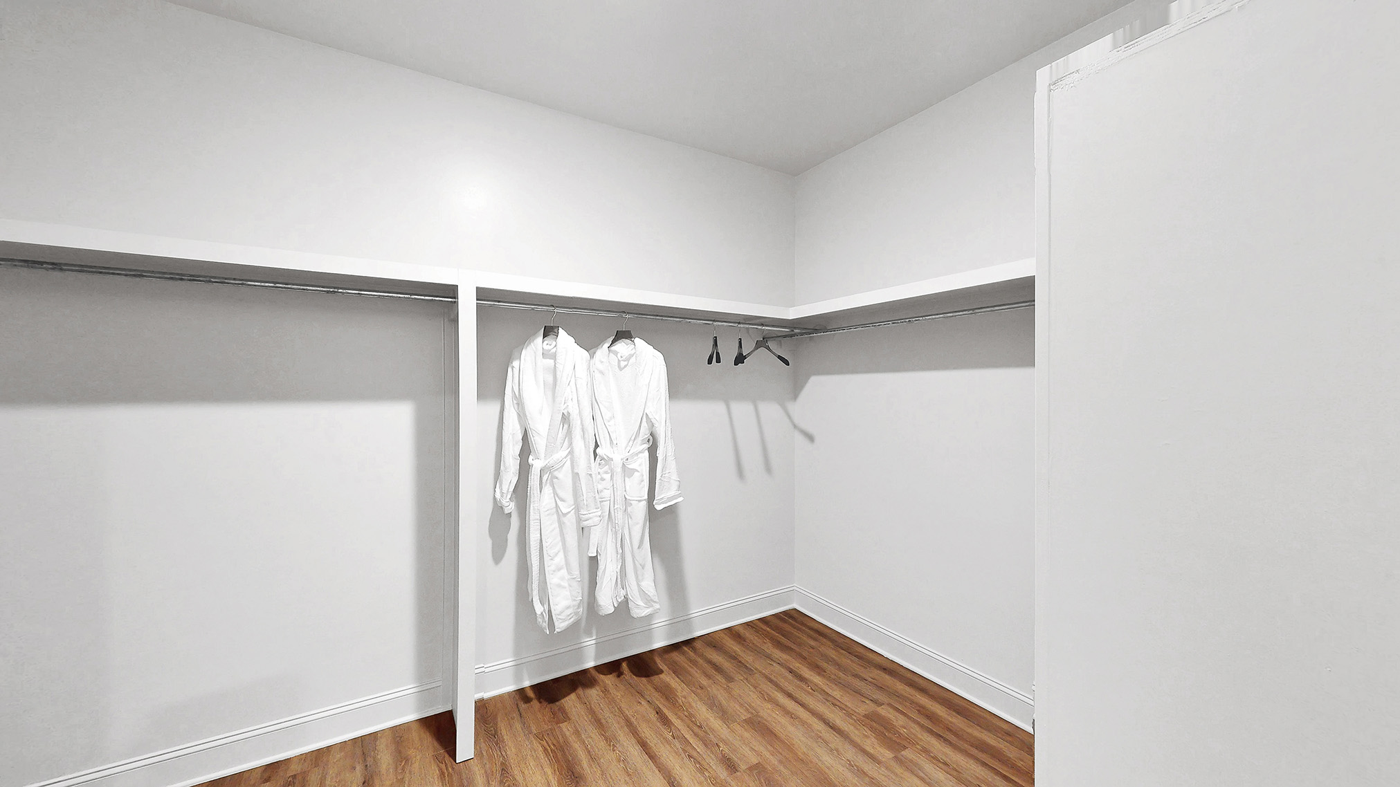primary bedroom walk in closet