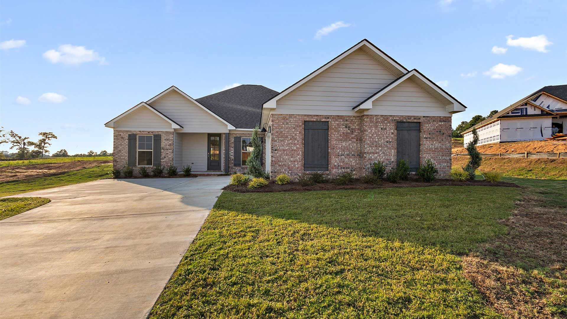 327 Cornerstone Crossing, Brandon, MS, Cornerstone by D.R. Horton 1-story, 4-bed, 2-bath, 2-car garage
