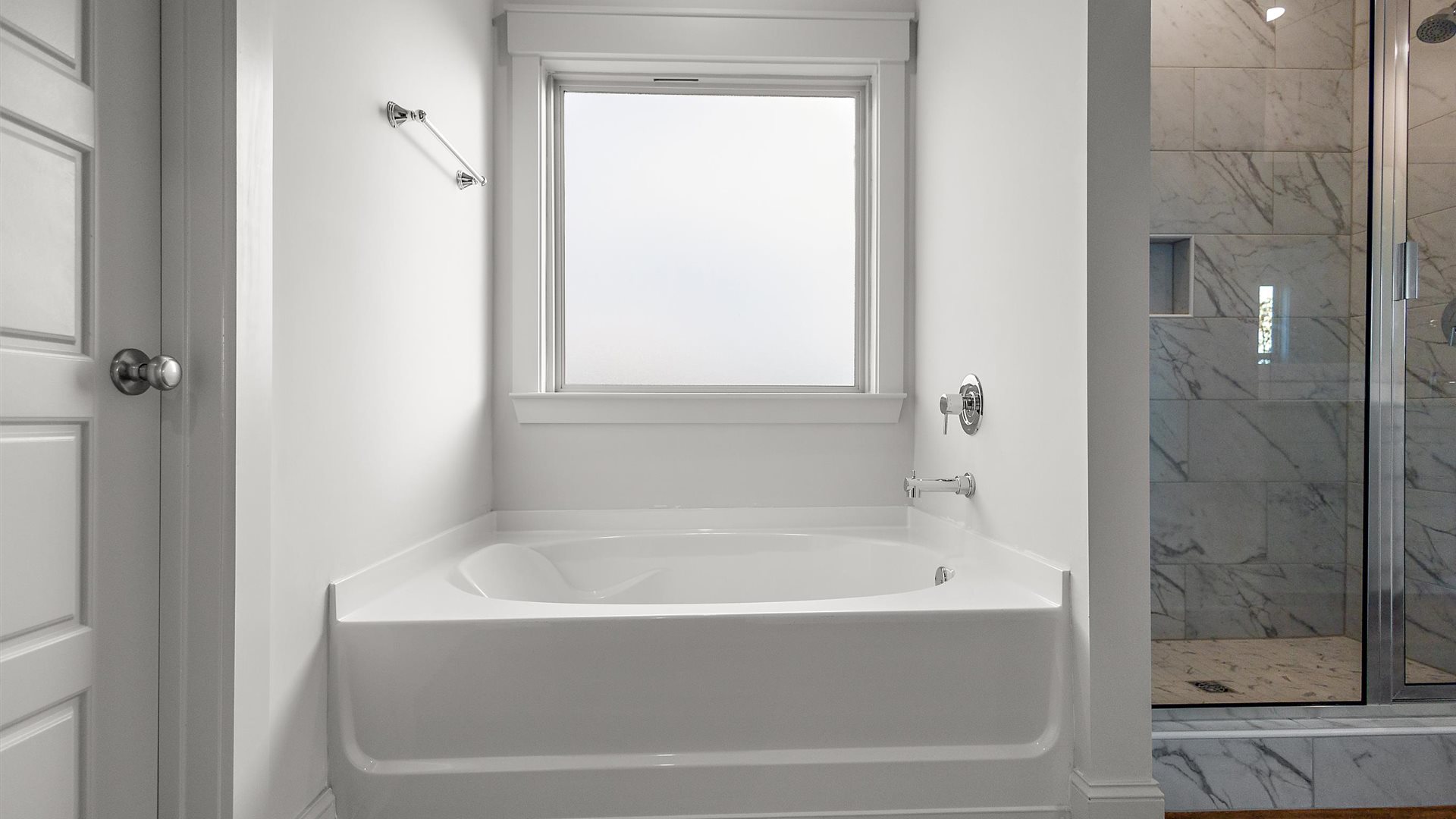 Owner's ensuite adds stylish appeal, spa-inspired designs and access to the owner’s bedroom and walk-in closet