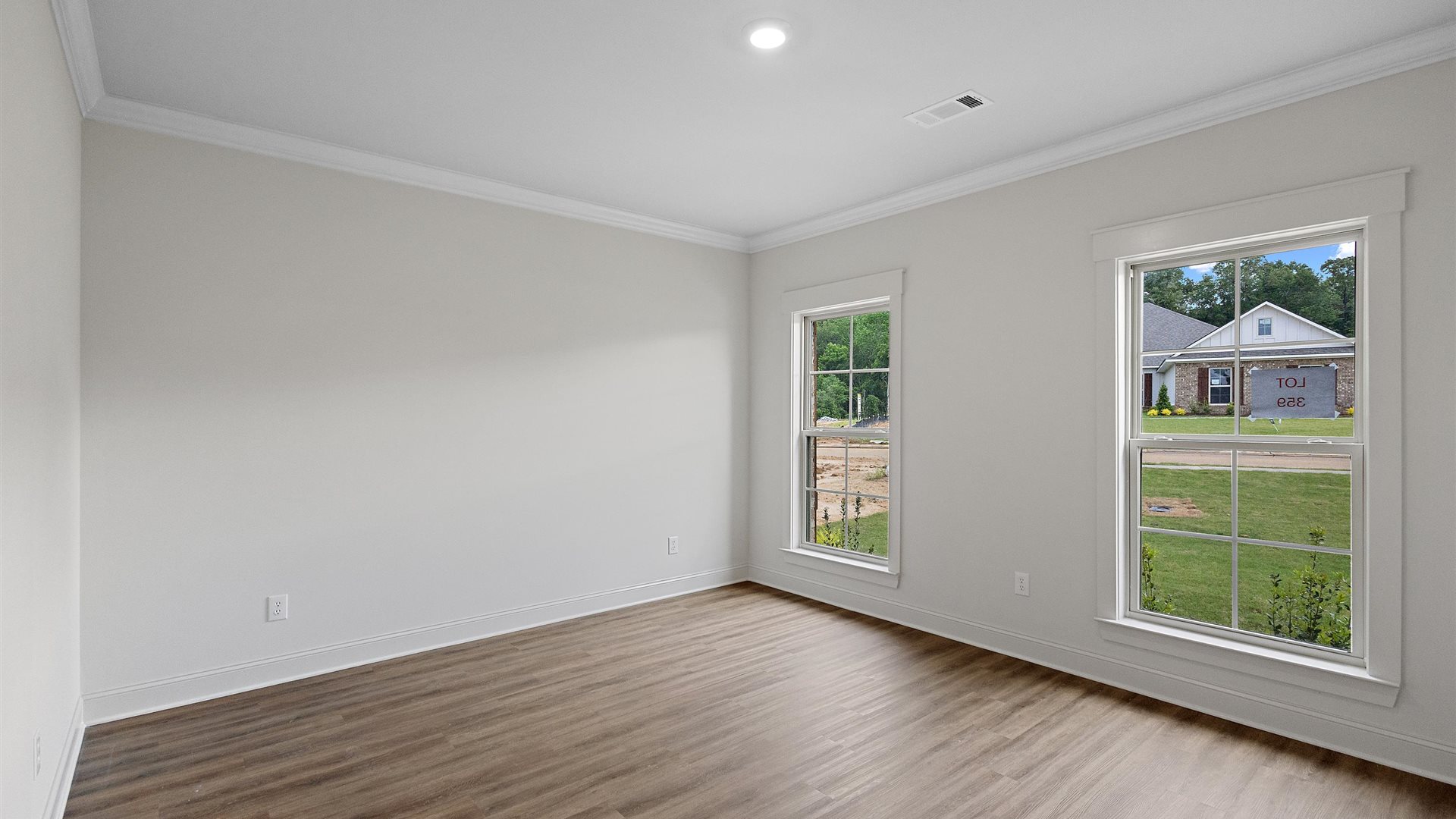 spacious walk in office