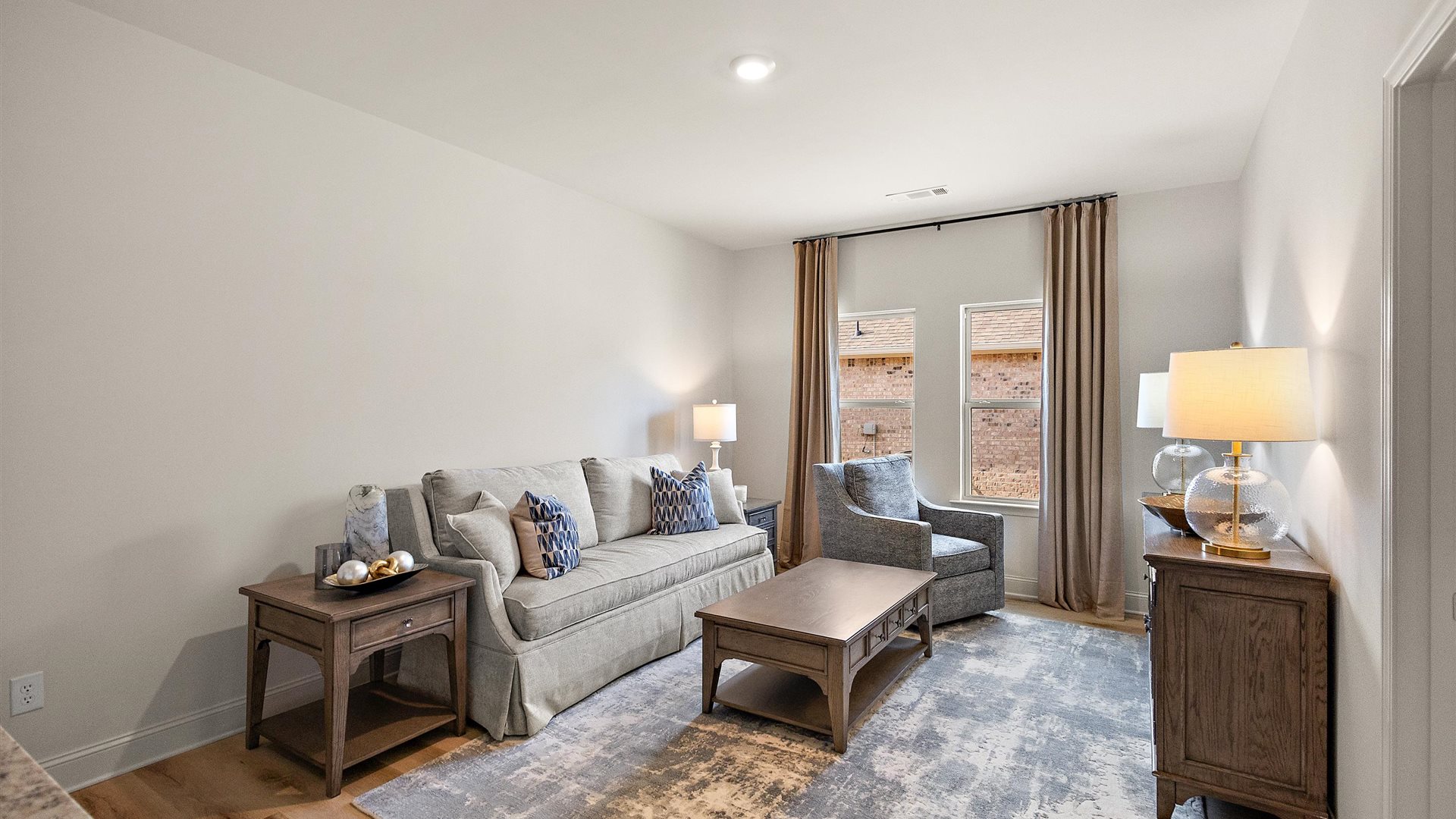 Horseshoe Bend Bedroom 2, multi-use bedroom, study, flex-office, craft, entertainment, game room