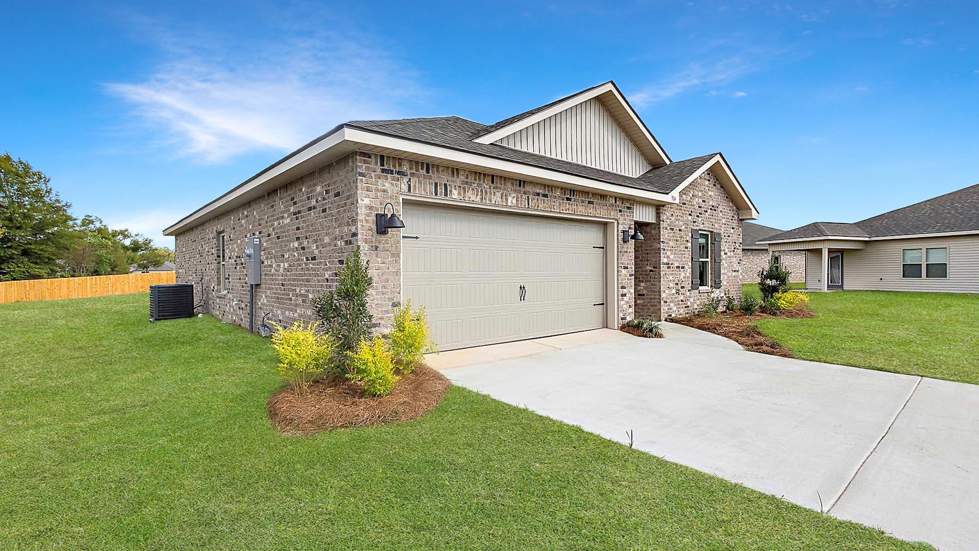 Freeport floorplan in the Foxwood community in Jackson, MS.