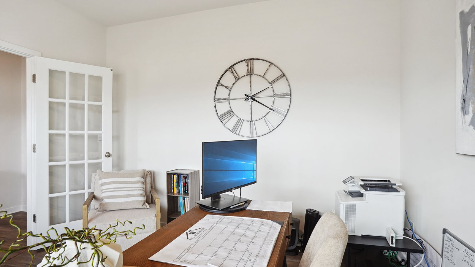 Dining area off the kitchen with sliding glass door
