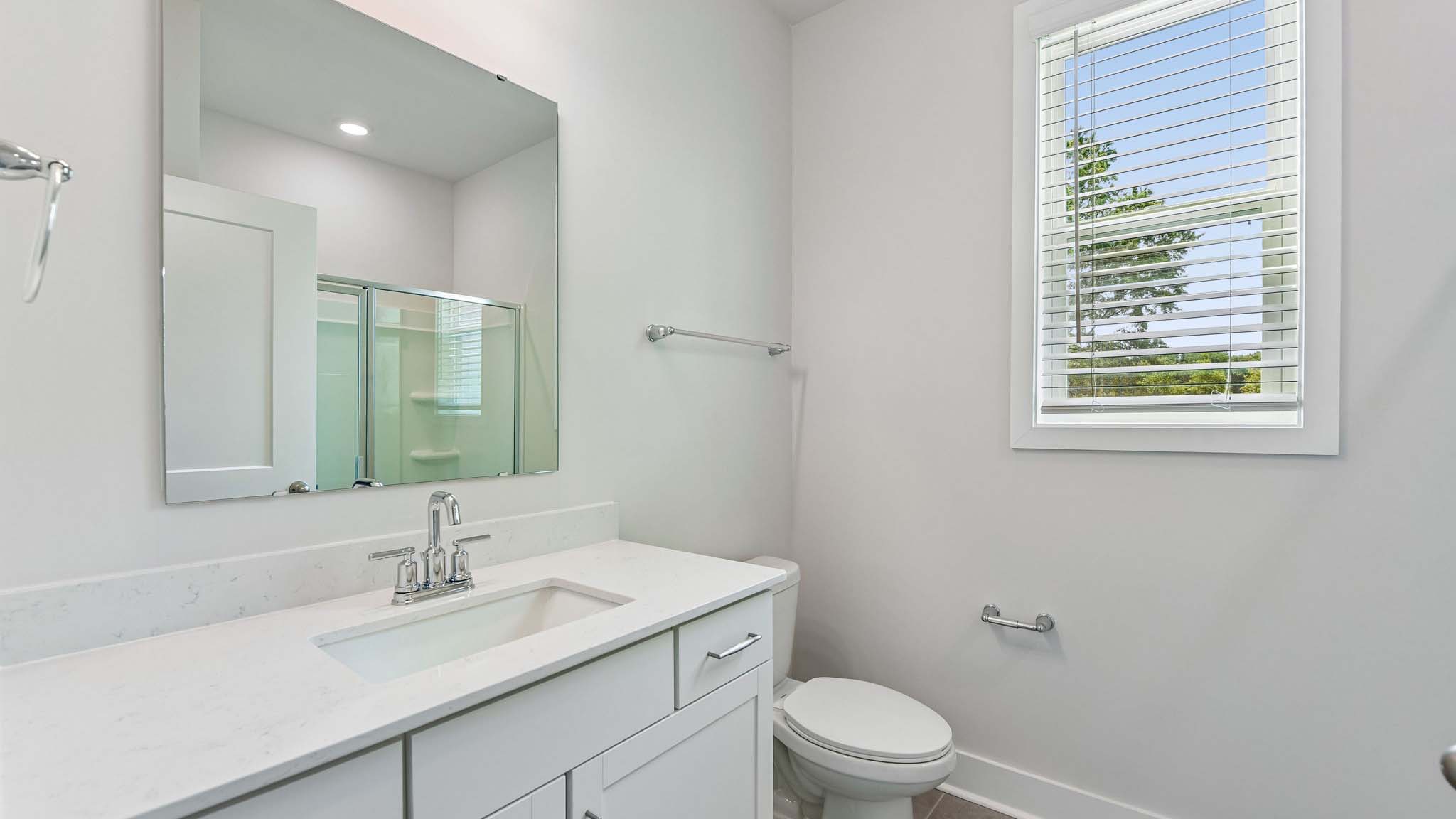 Bathroom with tub shower