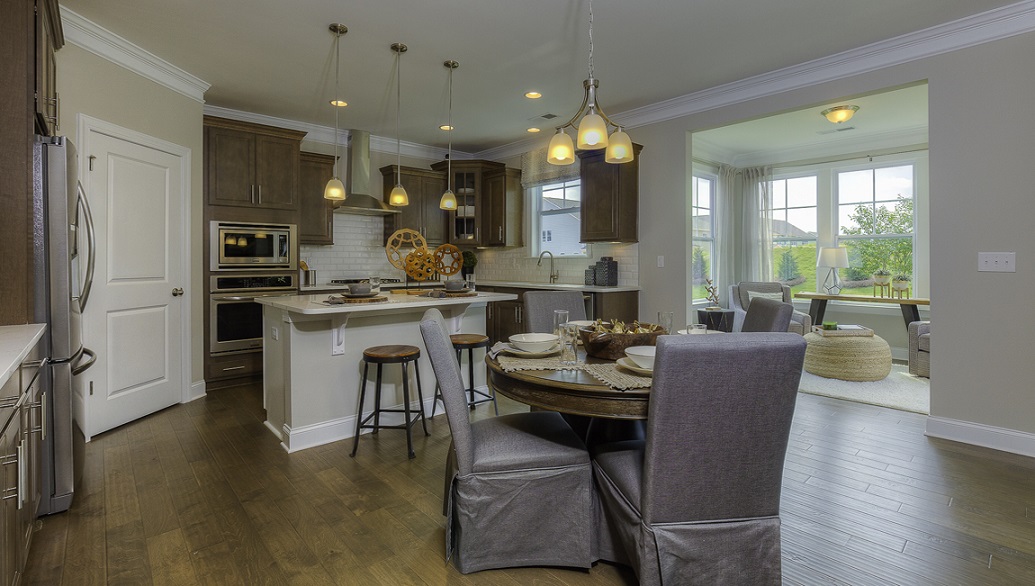 Breakfast area beside kitchen