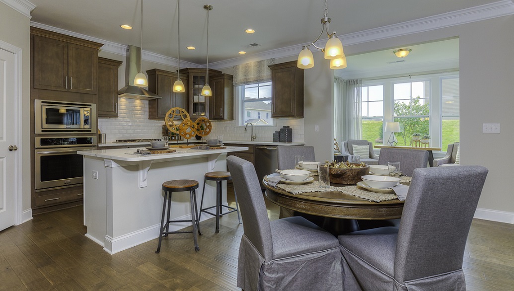 Breakfast area beside kitchen