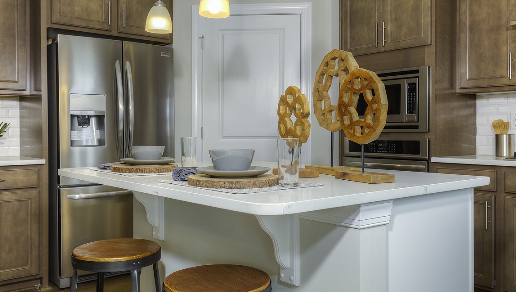 Kitchen island with bar stool space