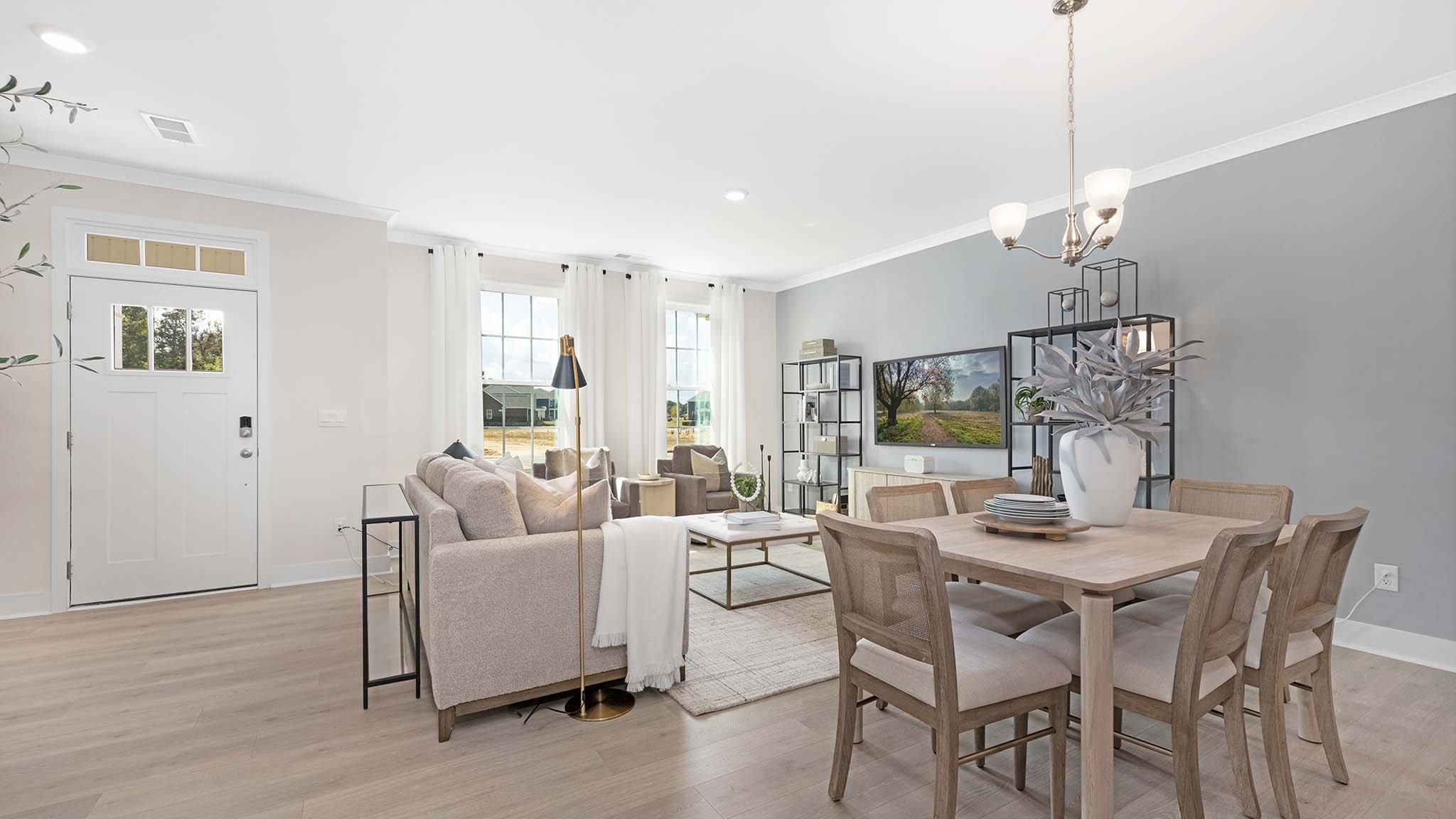 Breakfast area off the kitchen with windows