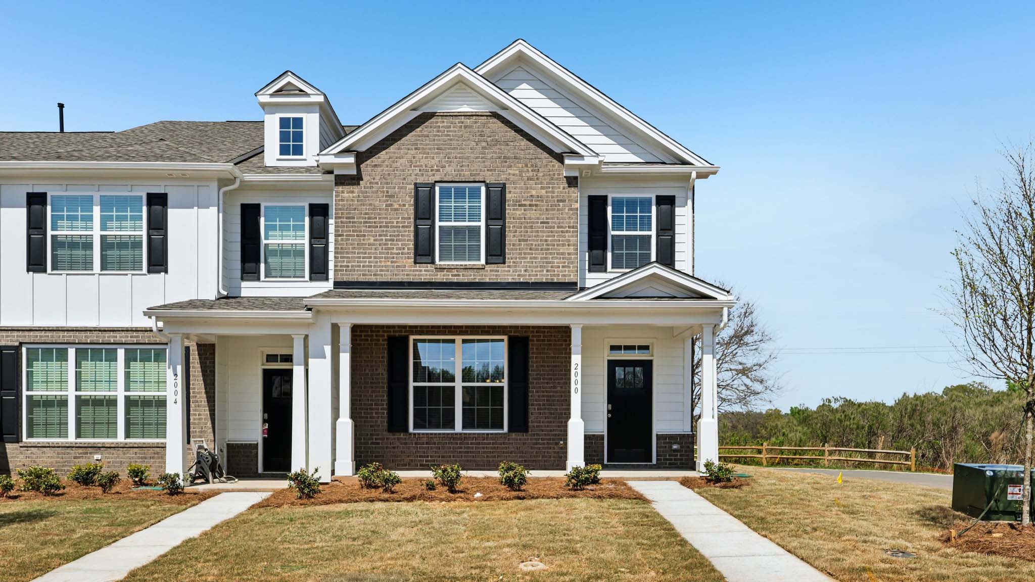 Collin front exterior with Brick