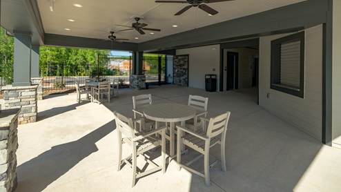 Fergus Crossing clubhouse outdoor patio area