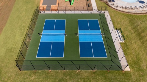 Fergus Crossing Aerial view of amenities