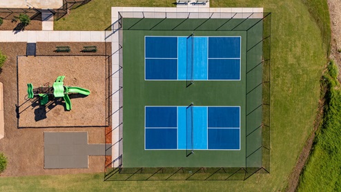 Fergus Crossing Aerial view of amenities