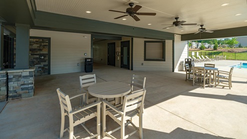 Fergus Crossing community clubhouse outside patio