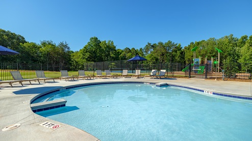 Fergus Crossing community pool