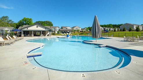 Fergus Crossing community pool