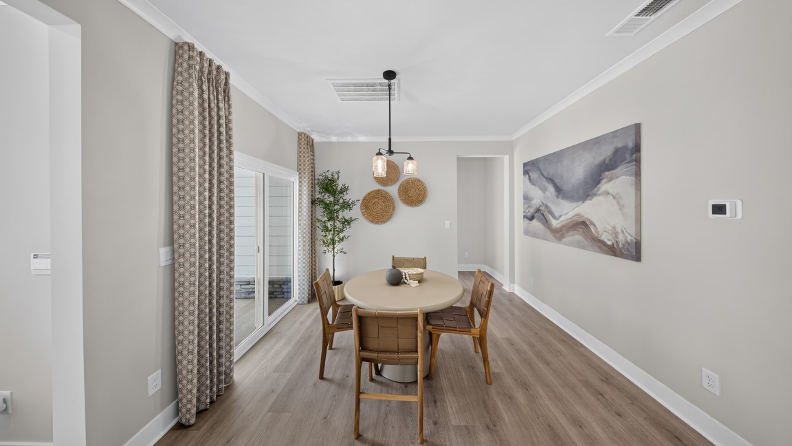 Breakfast area with windows