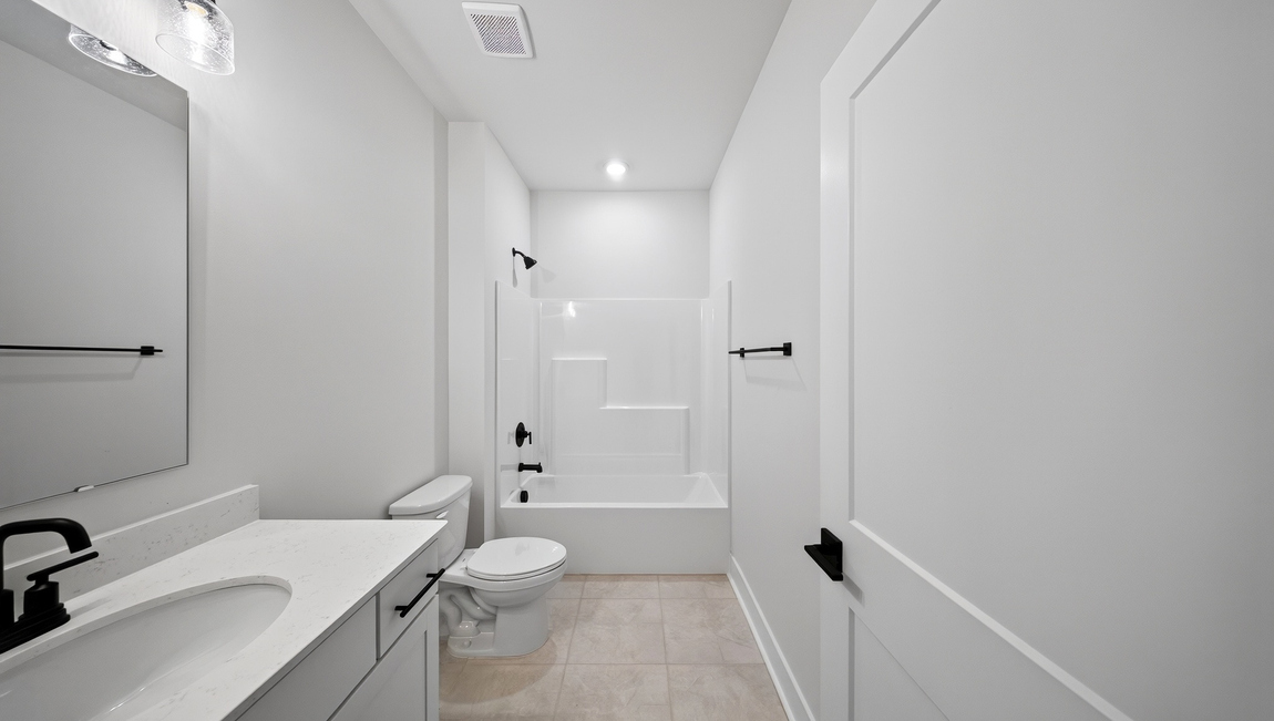 Bathroom with tub shower