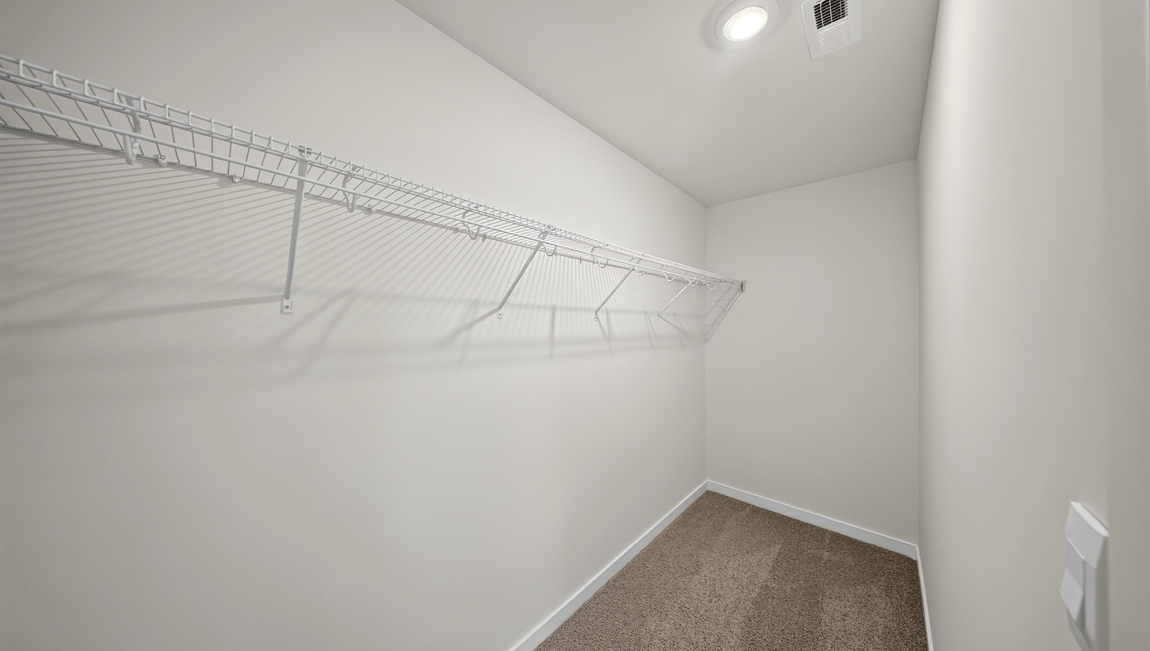 Walk in closet