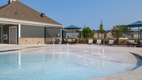 Secrest Commons Community Pool