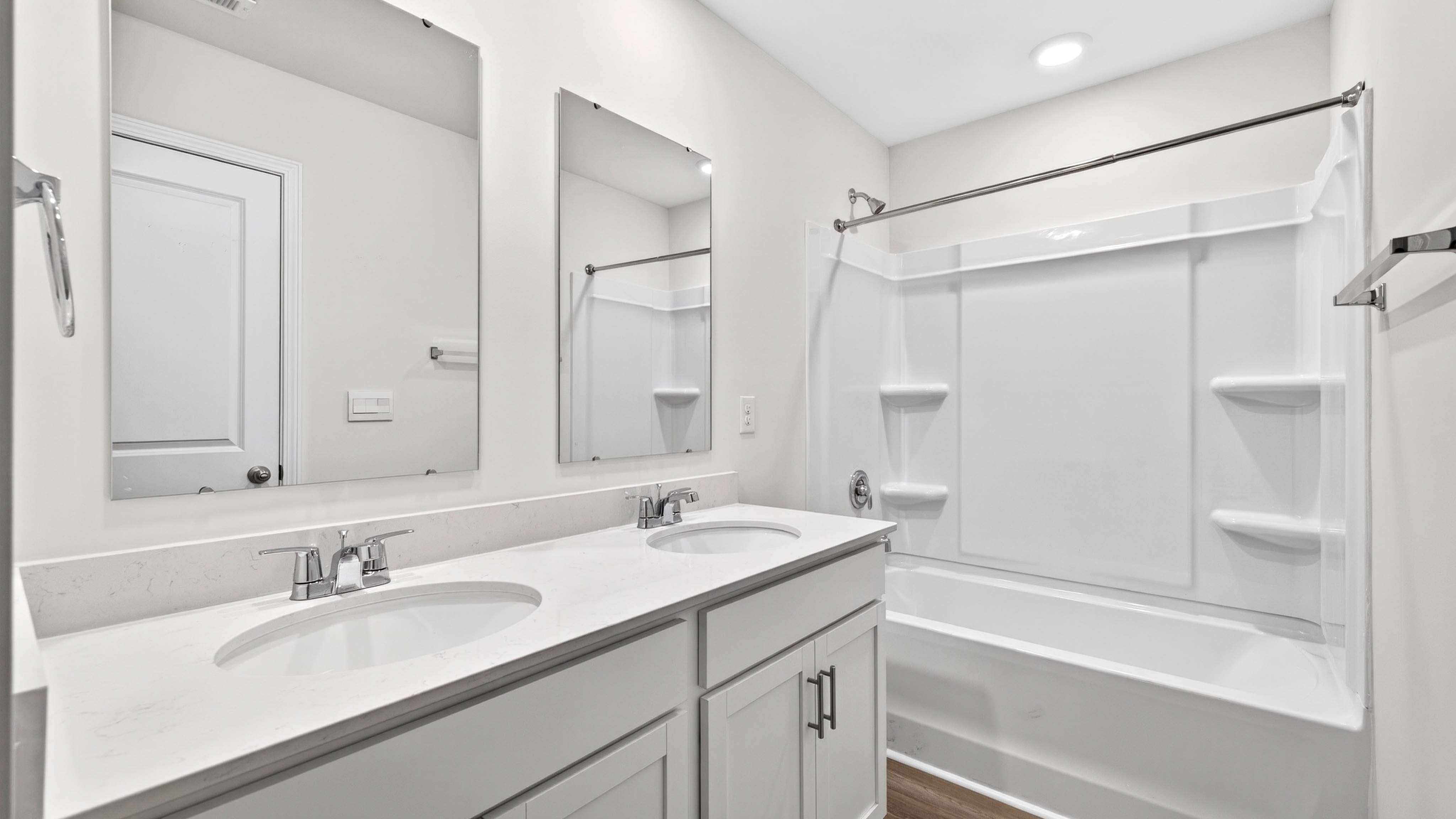 Bathroom with tub shower