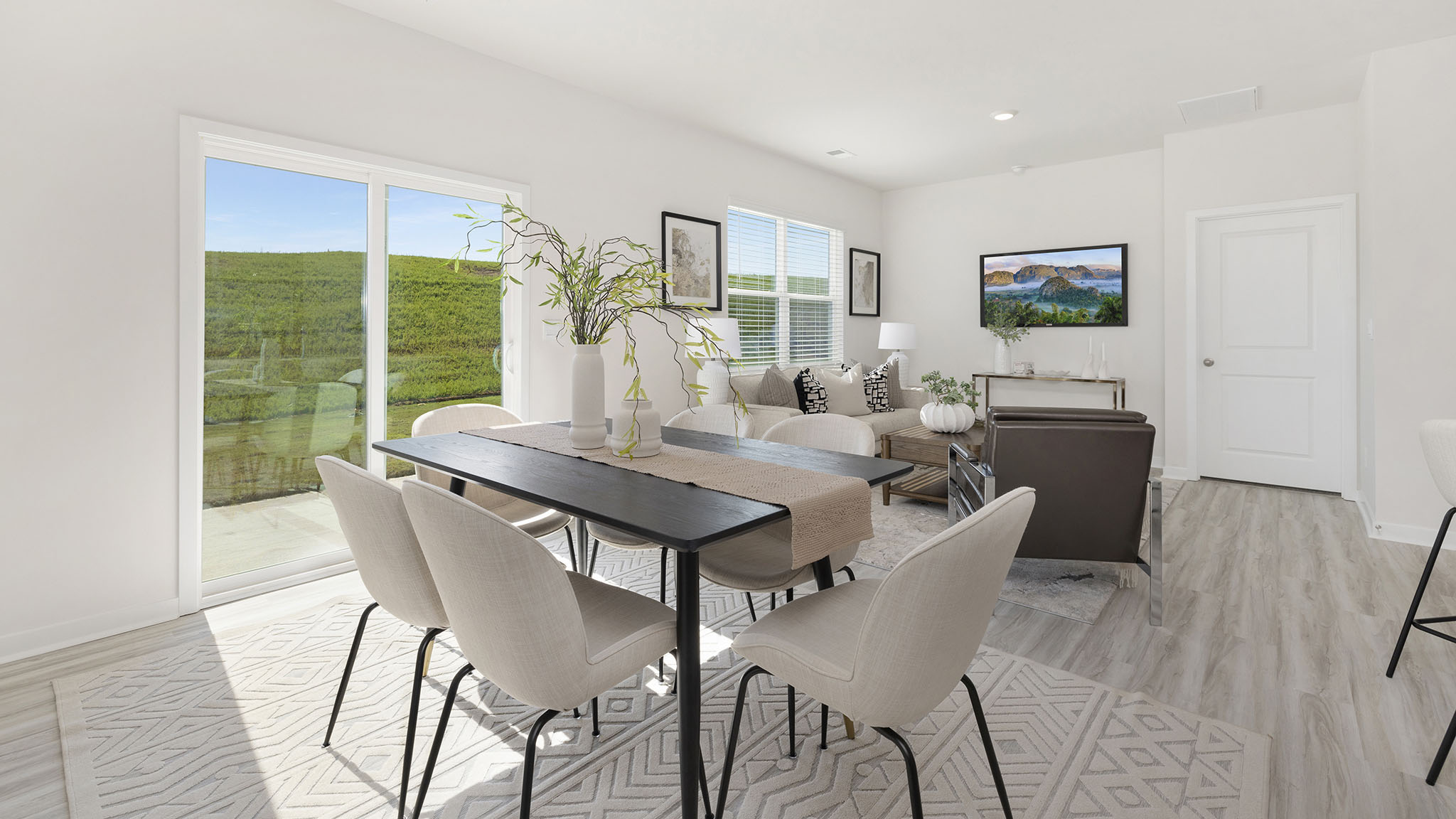 Breakfast area off the kitchen with sliding glass back door