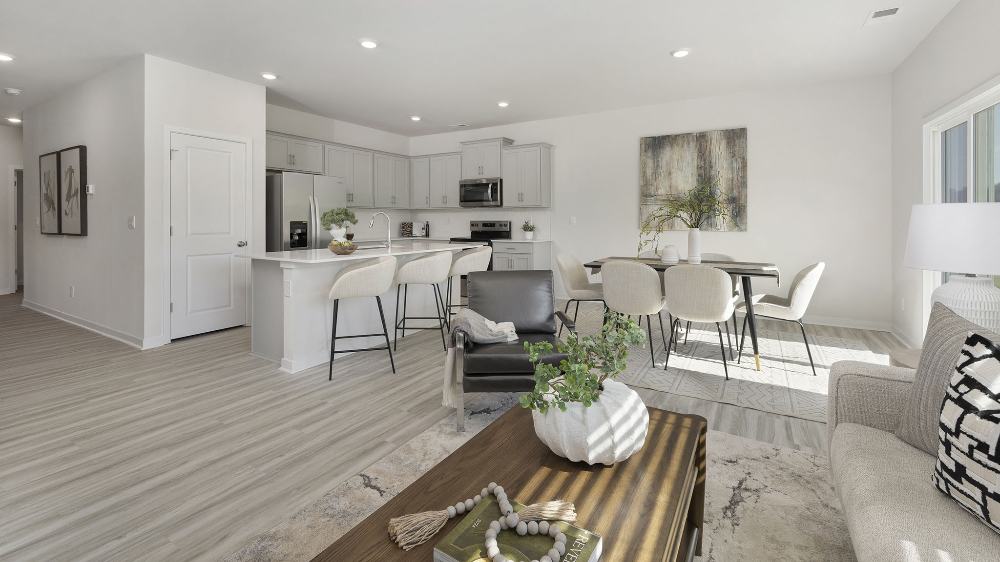 Breakfast area off the kitchen with sliding glass back door