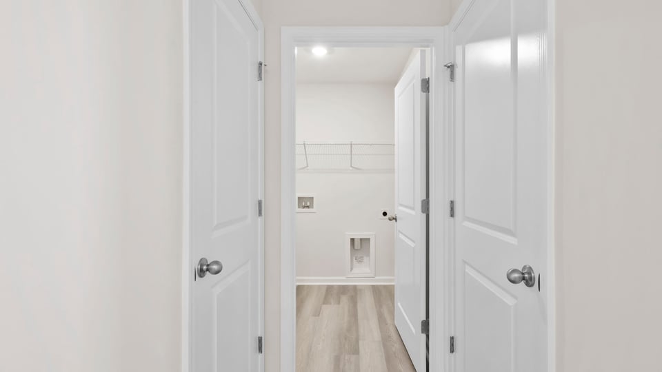 Hallway to laundry.