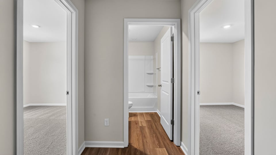 Foyer to kitchen.