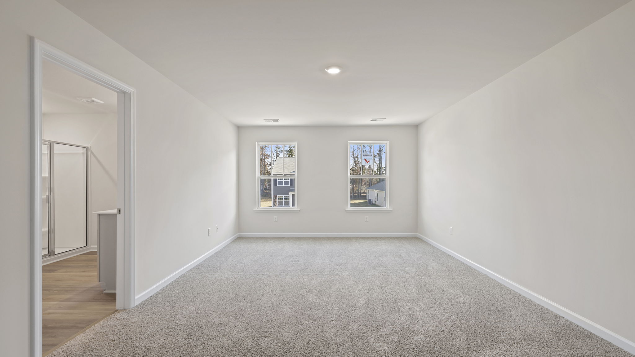 Upper level living area.