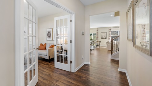 Foyer to kitchen.