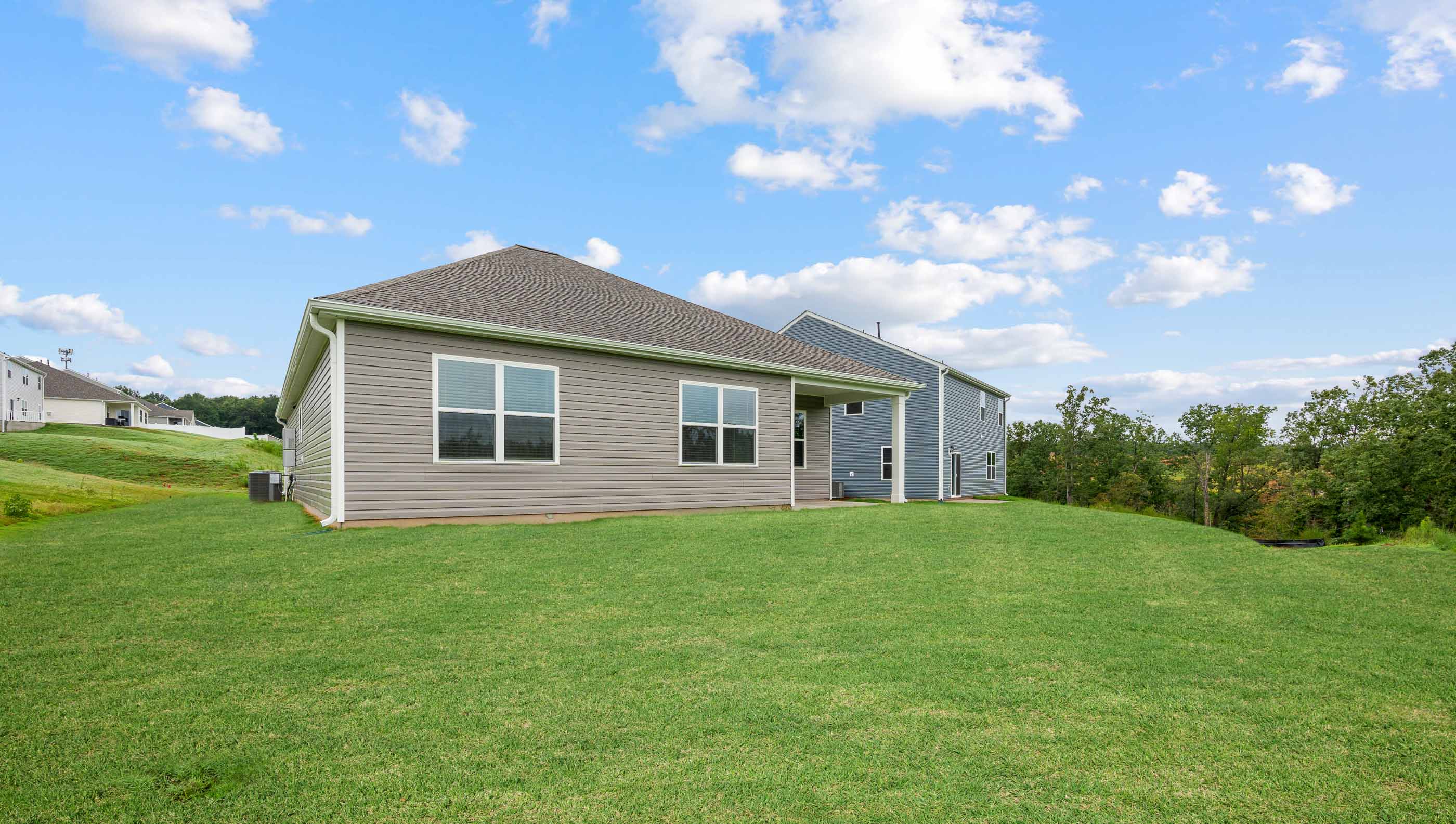 Back exterior view of the Aria.