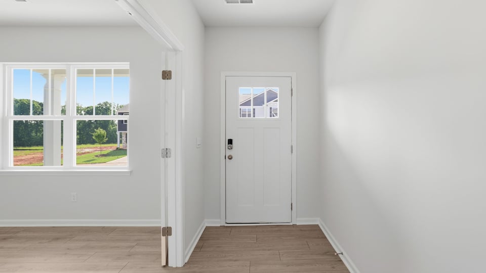 Foyer to kitchen.
