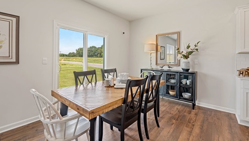 Dining area next to the kitchen.