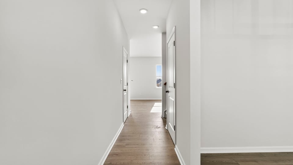 Foyer to kitchen.