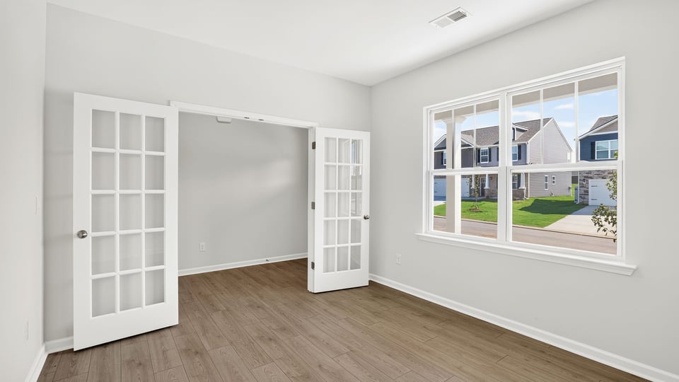 Flex room with windows.