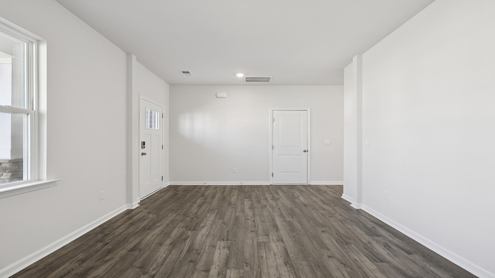 Flex room with window.