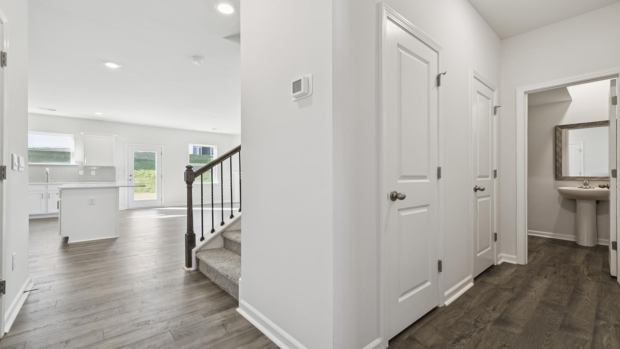 Foyer to kitchen.