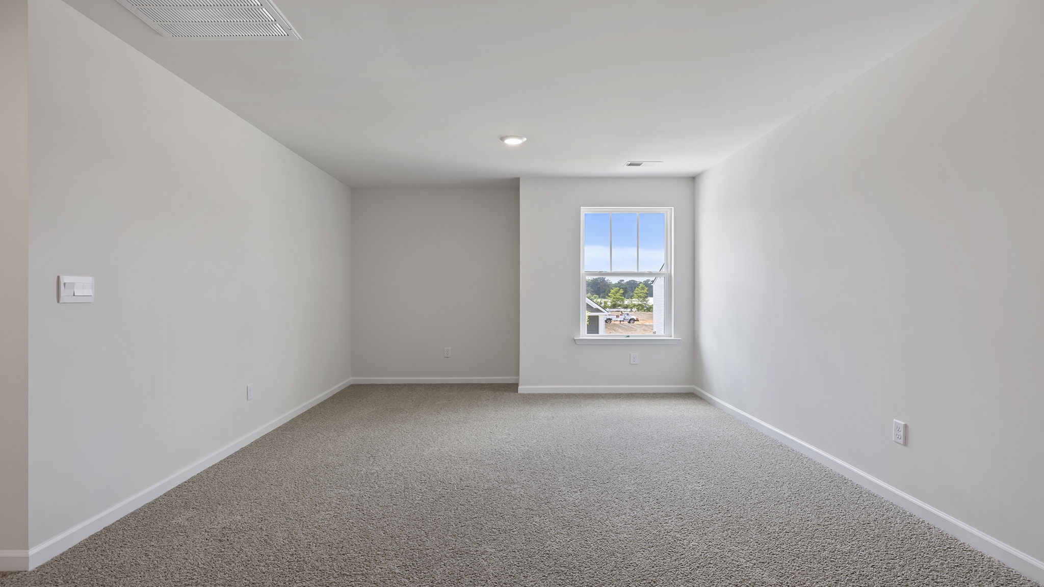 Upper level loft area.