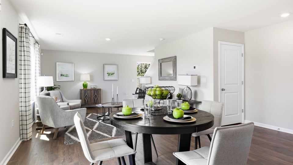 Dining area in the kitchen.