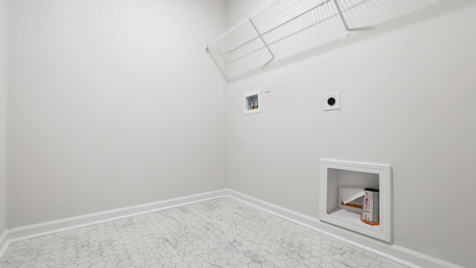 Walk in laundry room.