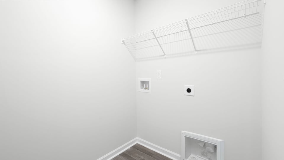 Walk in laundry room.