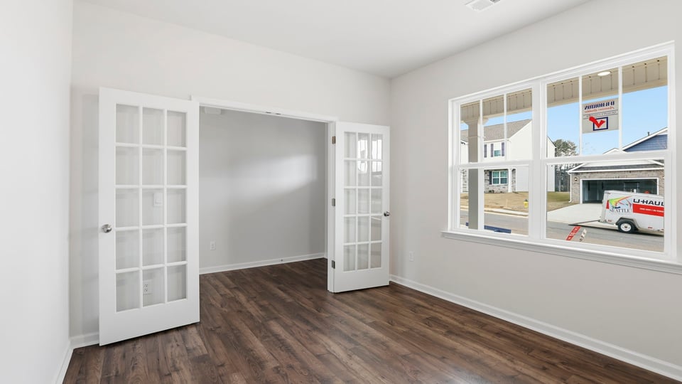 Flex room with windows.