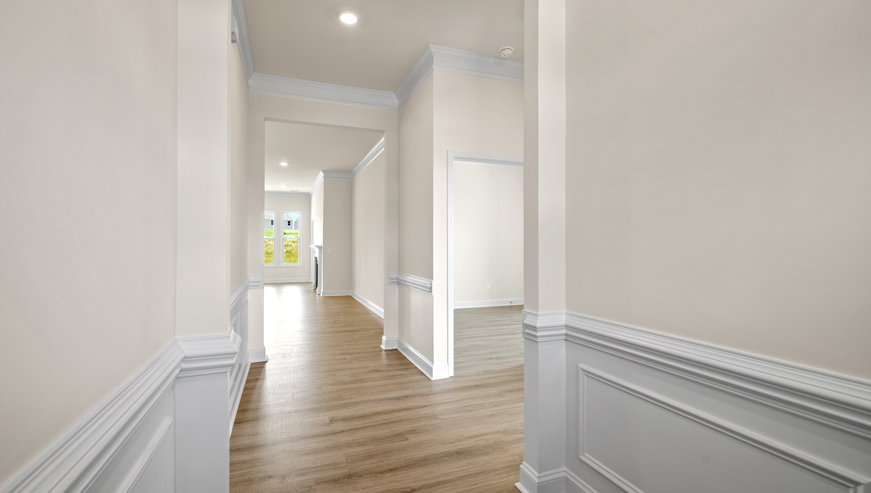 Foyer to kitchen.