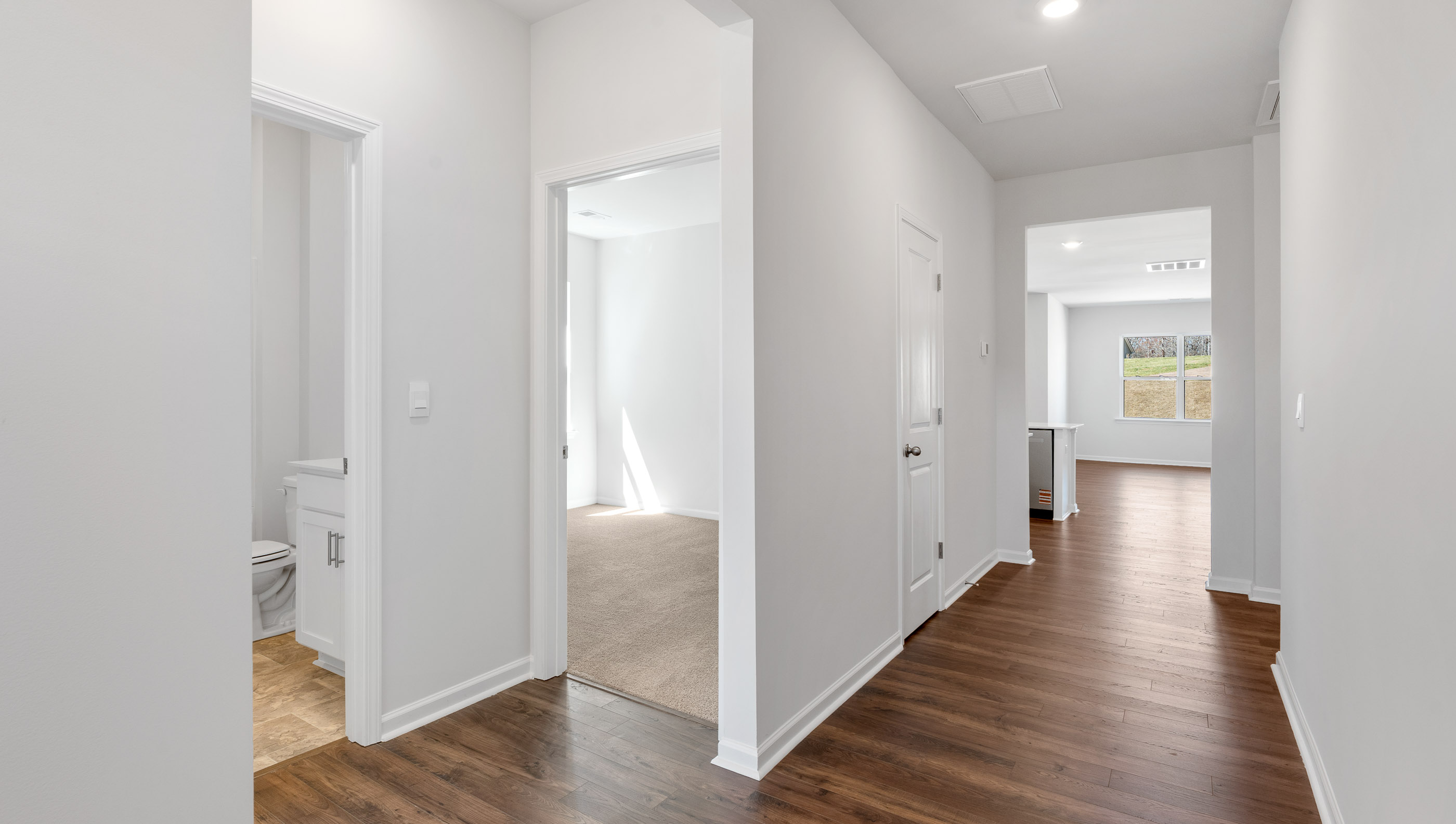 Foyer to kitchen.