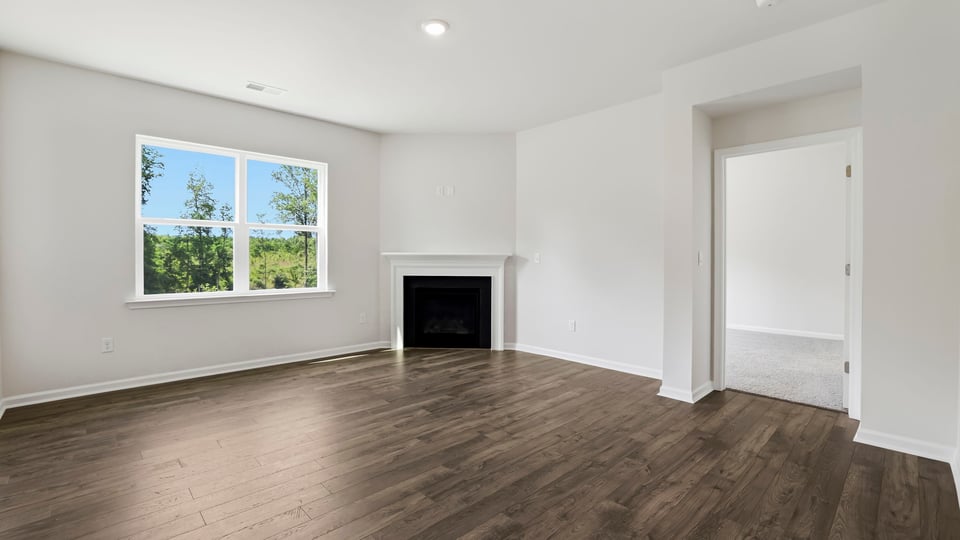 Livingroom with fireplace.